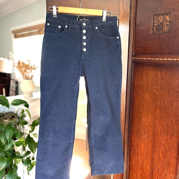 Lucky Brand Pants - Lucky Brand Bridgette Crop Flare in blue corduroy. Size 28 (6)
